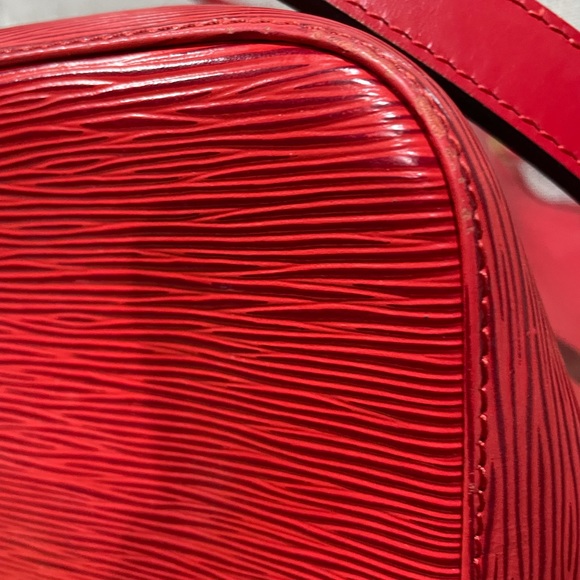 Louis Vuitton Petit Noe Epi Red - Picture 10 of 16